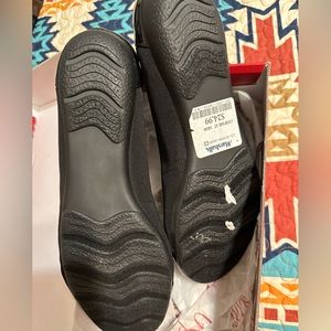 Impo Black Platforms Size 9/12